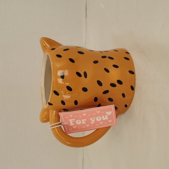 Sheffield Home Leopard Mug with Heart Sunglasses - Picture 2 of 2